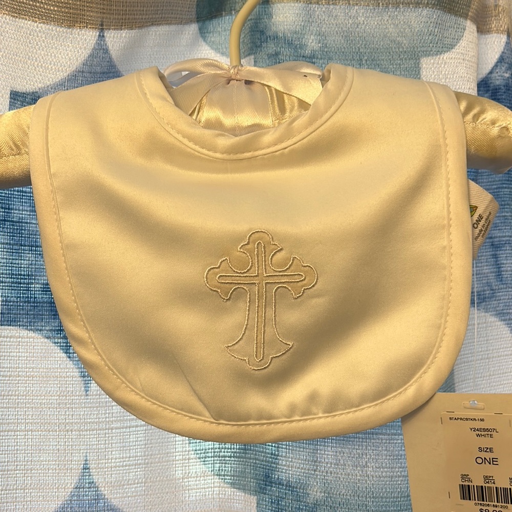 NWT baby christening bib